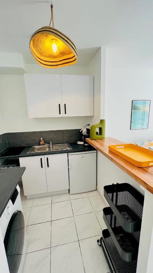 סן-ז'יל-לה-באן Studio Le Dina St Gilles Boucan Canot מראה חיצוני תמונה